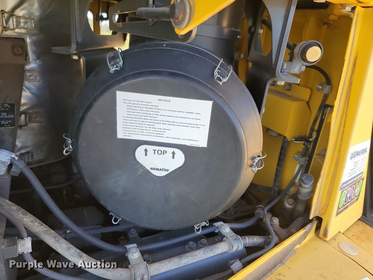 image for item NZ9902 2012 Komatsu D155AX-6 dozer