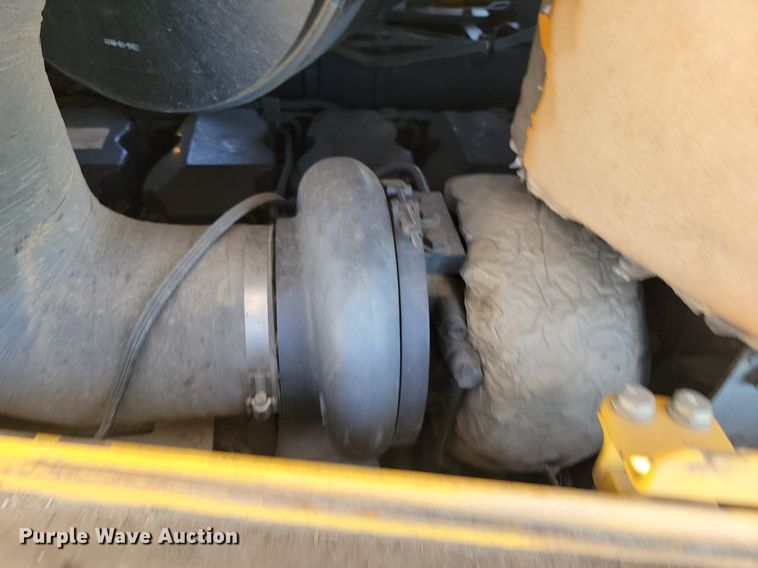 image for item NZ9902 2012 Komatsu D155AX-6 dozer