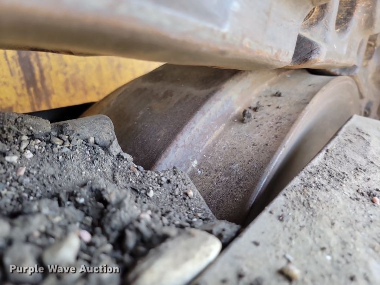 image for item NZ9902 2012 Komatsu D155AX-6 dozer