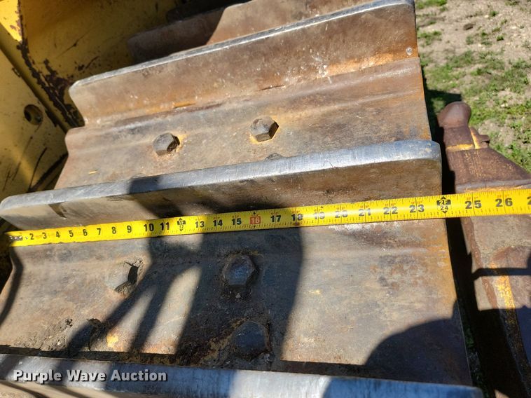 image for item NZ9902 2012 Komatsu D155AX-6 dozer