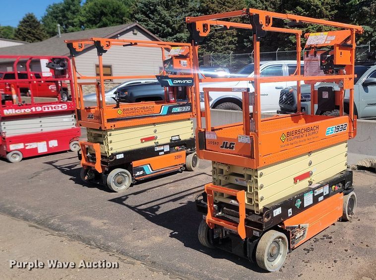 image for item NZ9904 (3) scissor lifts