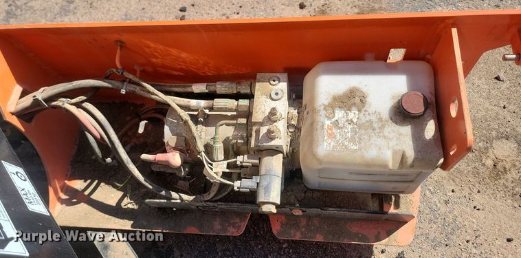 image for item NZ9904 (3) scissor lifts