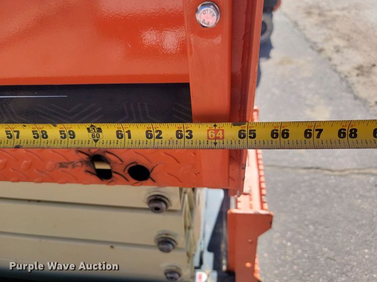 image for item NZ9904 (3) scissor lifts