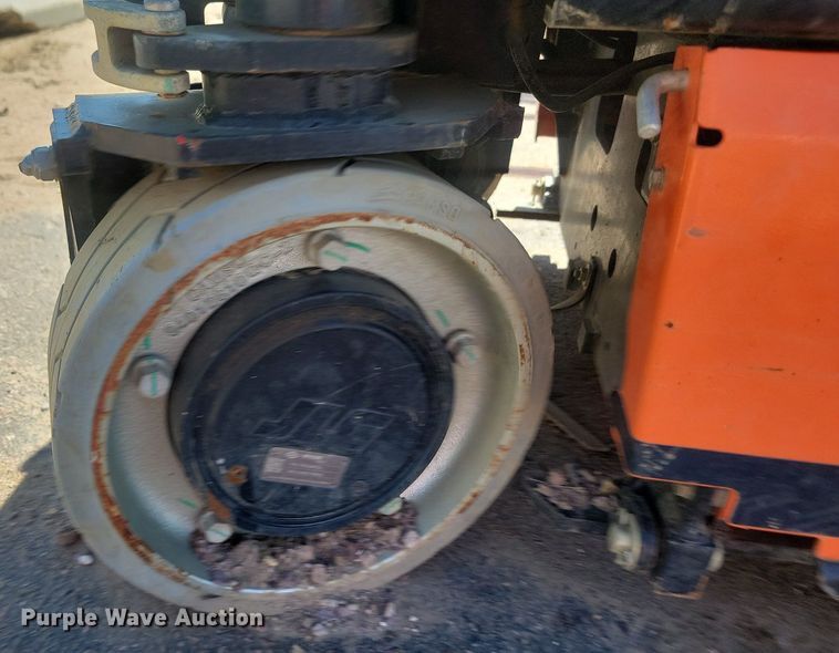 image for item NZ9904 (3) scissor lifts