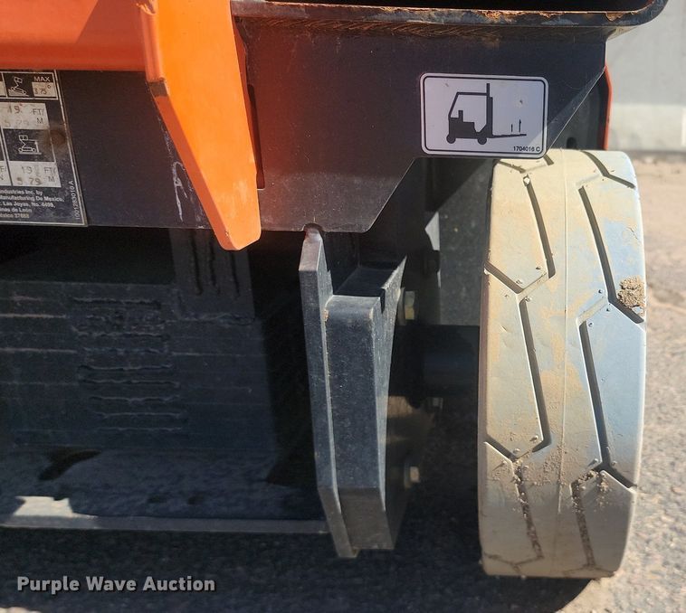 image for item NZ9904 (3) scissor lifts