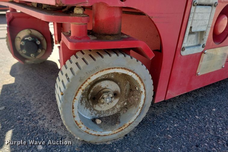image for item NZ9904 (3) scissor lifts