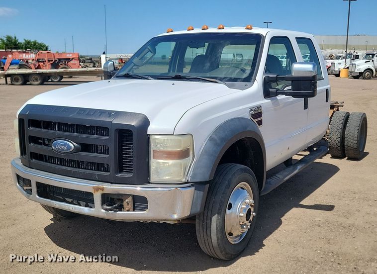 image for item NZ9905 2008 Ford F450 Super Duty XL Crew Cab truck cab and chassis