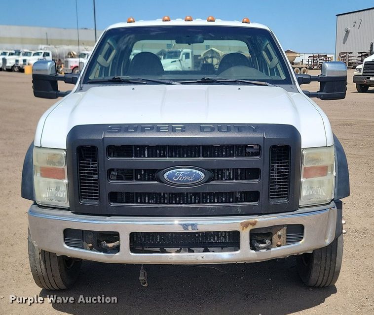 image for item NZ9905 2008 Ford F450 Super Duty XL Crew Cab truck cab and chassis