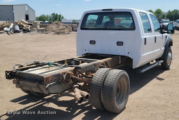 image for item NZ9905 2008 Ford F450 Super Duty XL Crew Cab truck cab and chassis