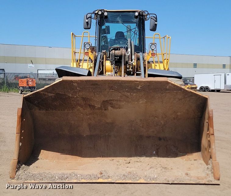 image for item NZ9910 2012 John Deere 744K wheel loader
