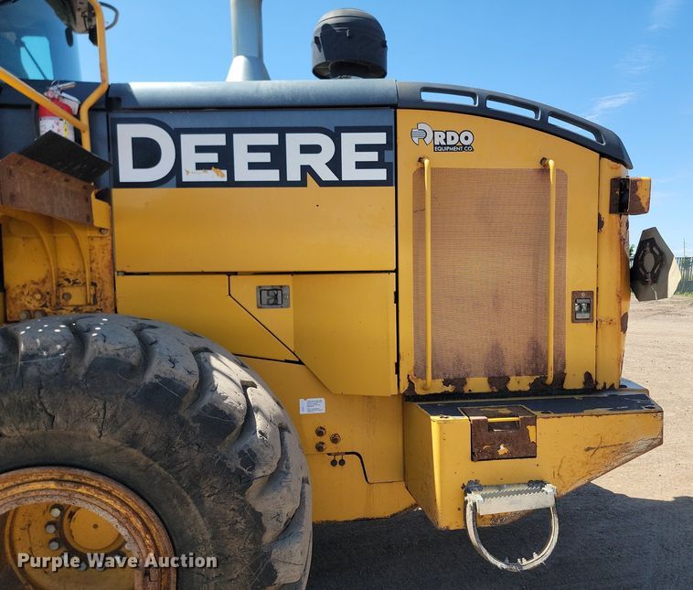 image for item NZ9910 2012 John Deere 744K wheel loader