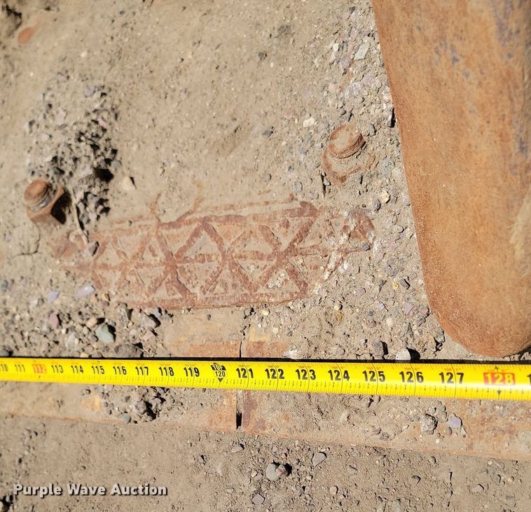 image for item NZ9910 2012 John Deere 744K wheel loader