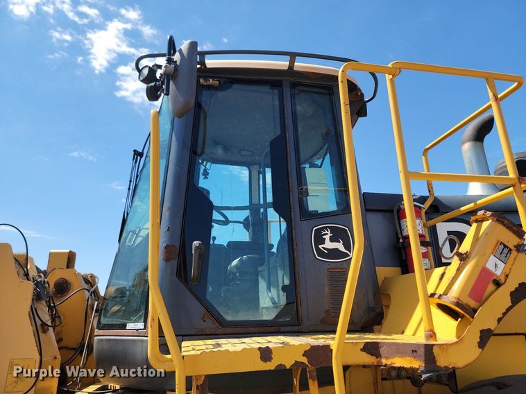 image for item NZ9910 2012 John Deere 744K wheel loader