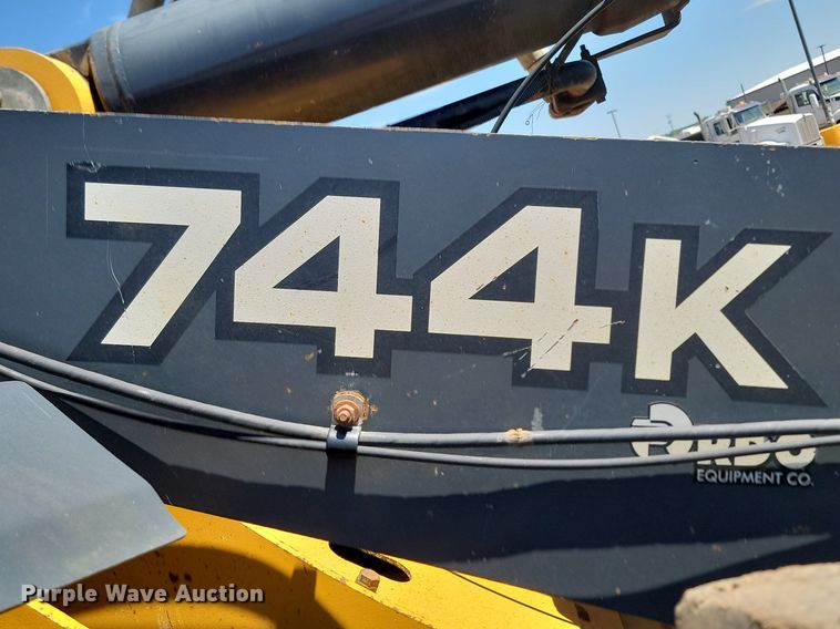 image for item NZ9910 2012 John Deere 744K wheel loader