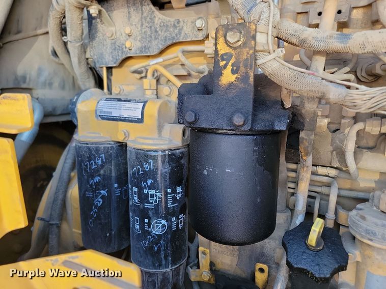 image for item NZ9910 2012 John Deere 744K wheel loader