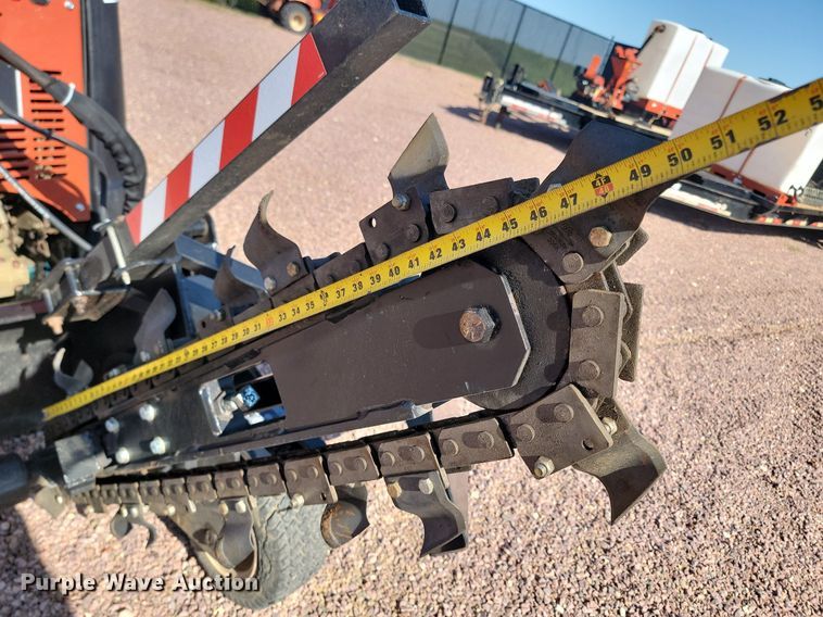 image for item NZ9911 2008 Ditch Witch R300 trencher