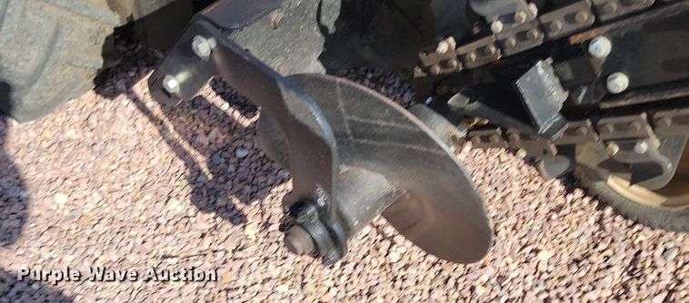 image for item NZ9911 2008 Ditch Witch R300 trencher