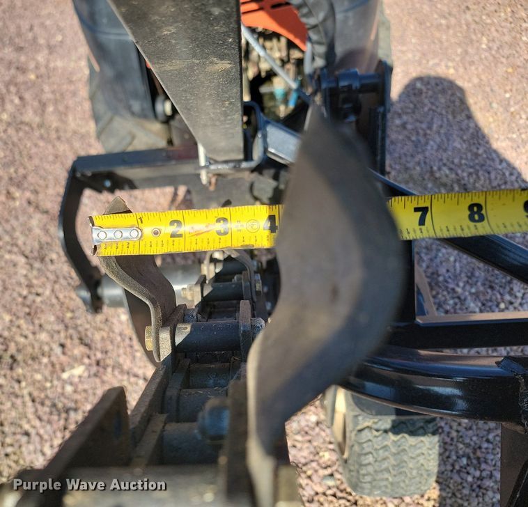 image for item NZ9911 2008 Ditch Witch R300 trencher