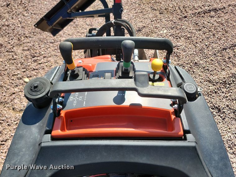 image for item NZ9911 2008 Ditch Witch R300 trencher