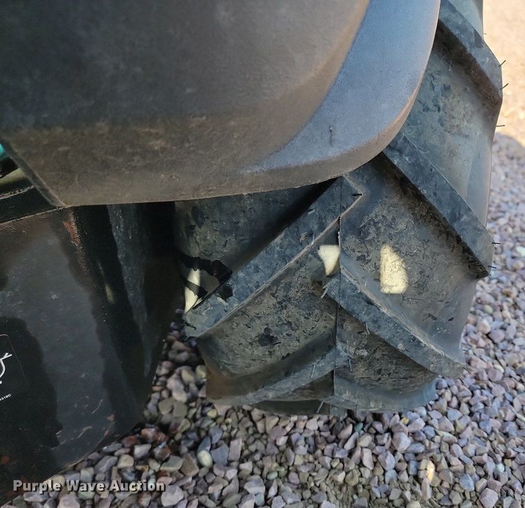 image for item NZ9911 2008 Ditch Witch R300 trencher