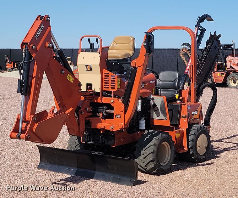 image for item NZ9912 2018 Ditch Witch RT45 trencher