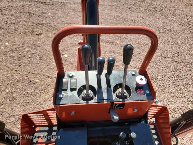 image for item NZ9912 2018 Ditch Witch RT45 trencher