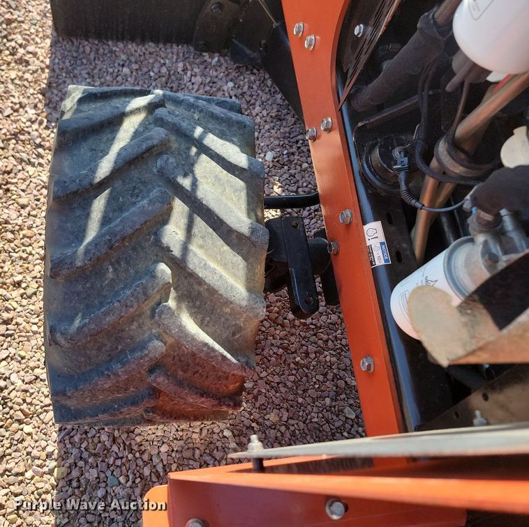 image for item NZ9912 2018 Ditch Witch RT45 trencher