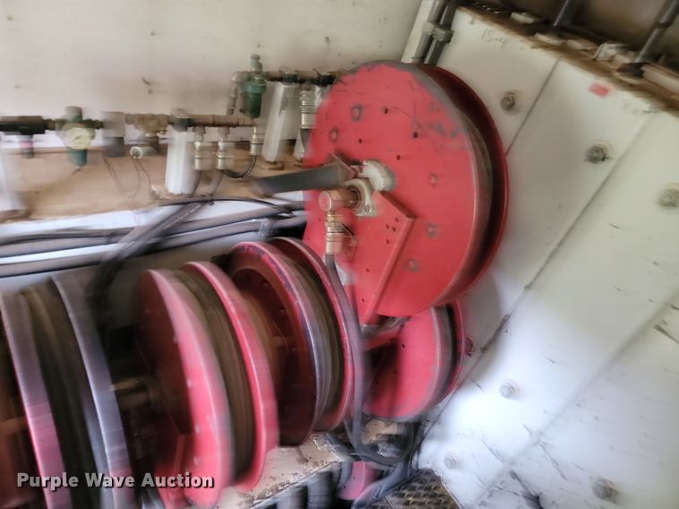 image for item NZ9917 1997 Volvo Autocar fuel / lube truck