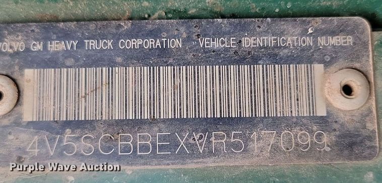 image for item NZ9917 1997 Volvo Autocar fuel / lube truck