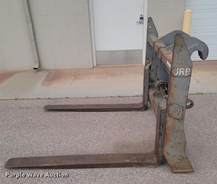 image for item NZ9918 JRB 5' L forks