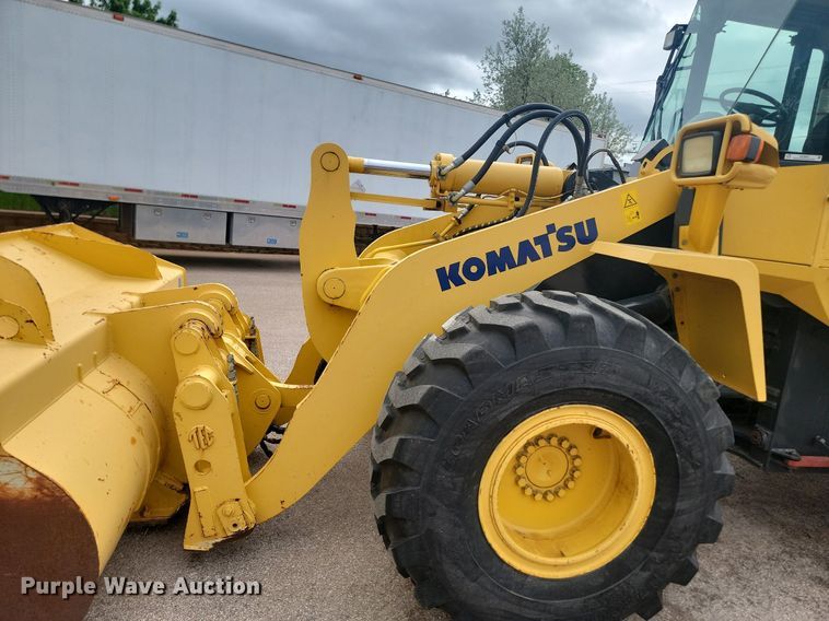 image for item NZ9920 2005 Komatsu  WA320 wheel loader