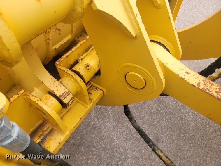 image for item NZ9920 2005 Komatsu  WA320 wheel loader