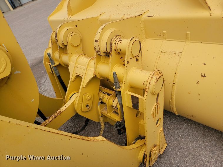 image for item NZ9920 2005 Komatsu  WA320 wheel loader