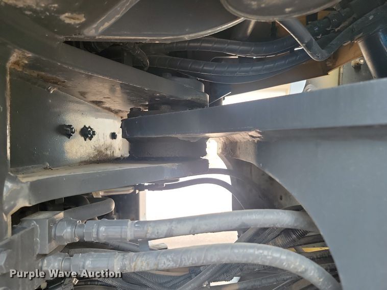 image for item NZ9920 2005 Komatsu  WA320 wheel loader