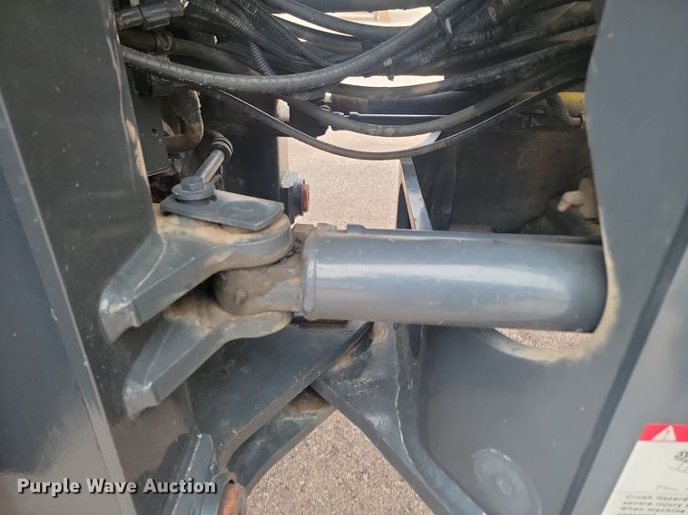 image for item NZ9920 2005 Komatsu  WA320 wheel loader