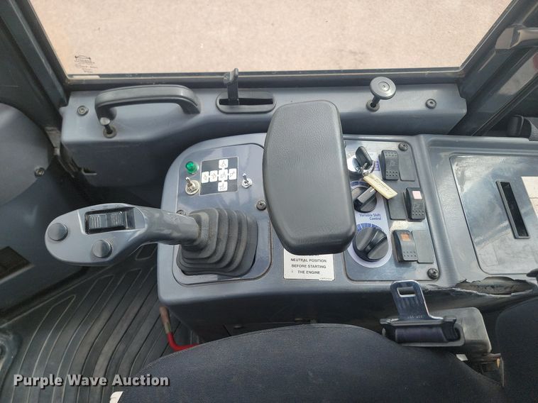 image for item NZ9920 2005 Komatsu  WA320 wheel loader