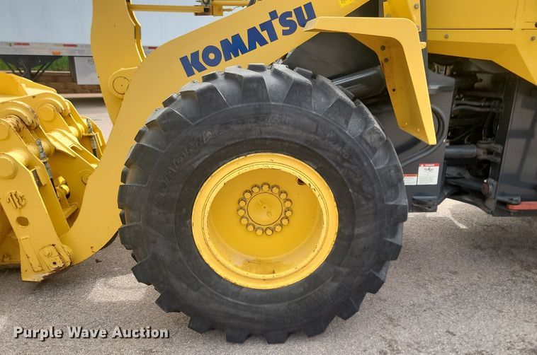 image for item NZ9920 2005 Komatsu  WA320 wheel loader