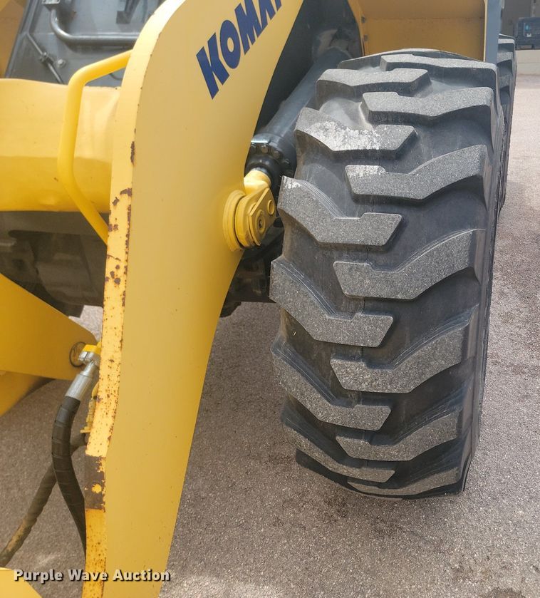 image for item NZ9920 2005 Komatsu  WA320 wheel loader