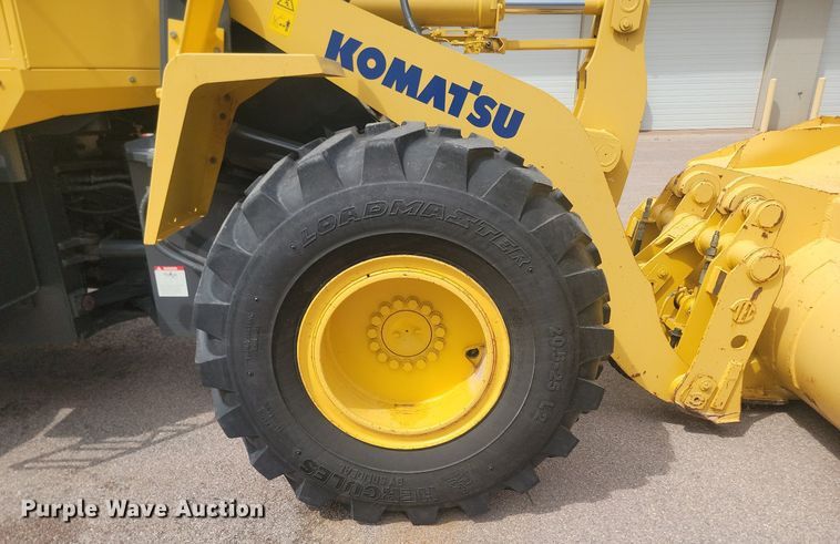 image for item NZ9920 2005 Komatsu  WA320 wheel loader