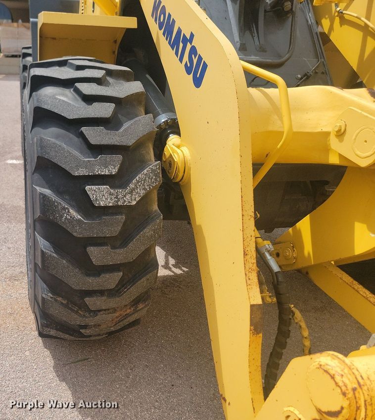 image for item NZ9920 2005 Komatsu  WA320 wheel loader