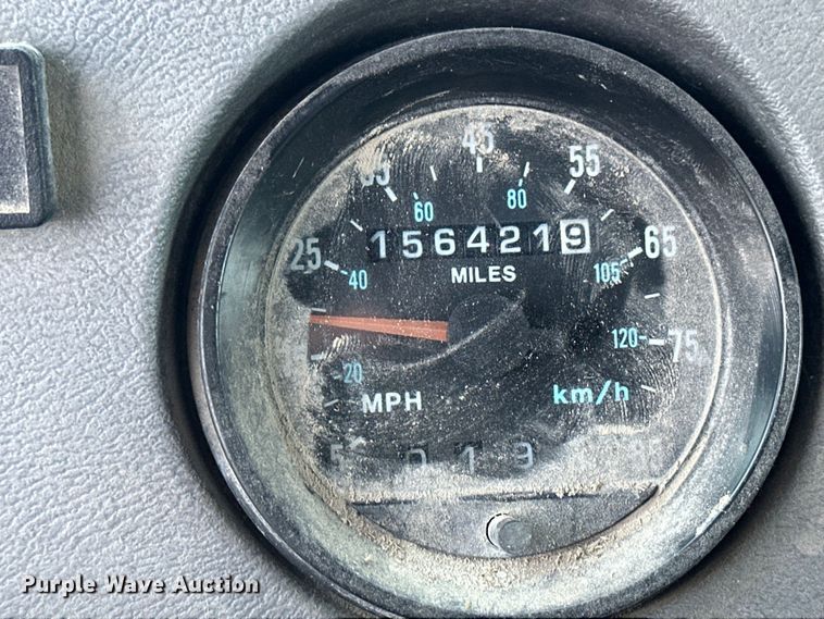 image for item OE9178 2001 Mack RD690S ready mix truck