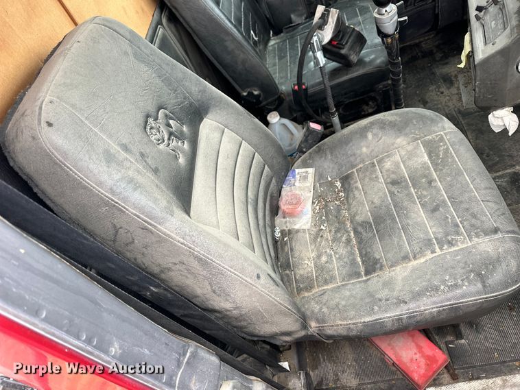 image for item OE9178 2001 Mack RD690S ready mix truck