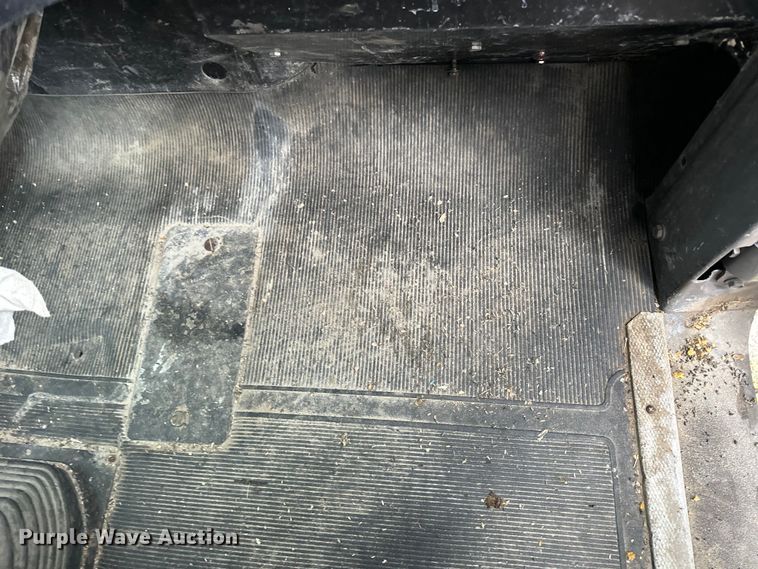 image for item OE9178 2001 Mack RD690S ready mix truck