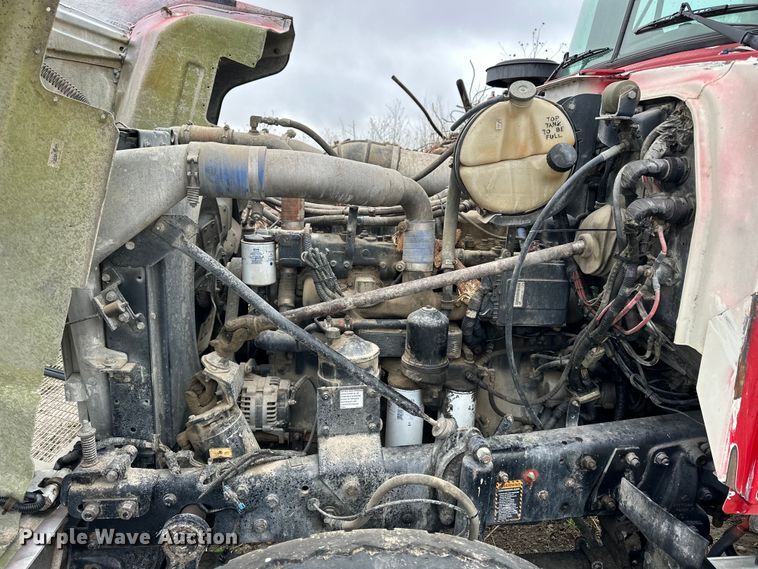 image for item OE9178 2001 Mack RD690S ready mix truck