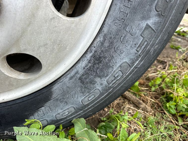 image for item OE9178 2001 Mack RD690S ready mix truck