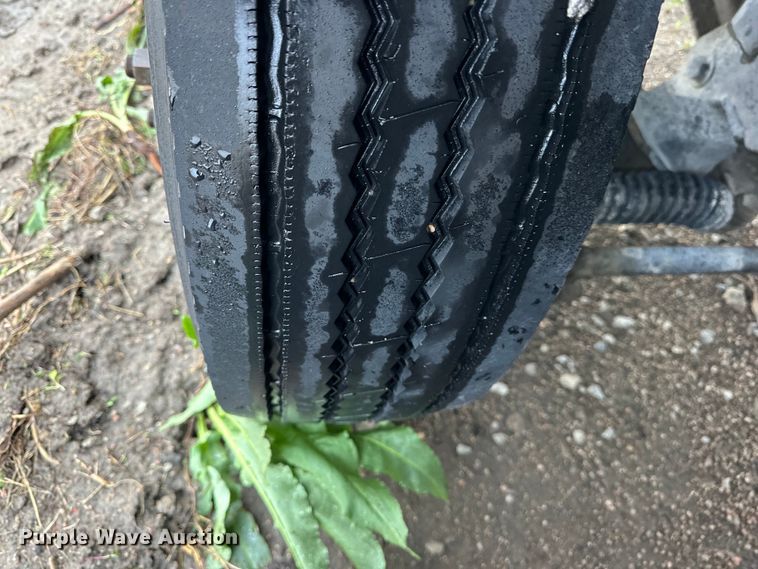 image for item OE9178 2001 Mack RD690S ready mix truck