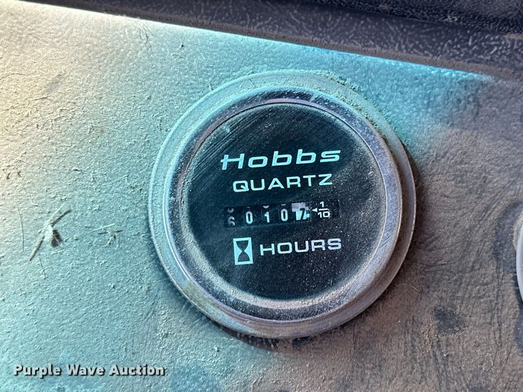 image for item OE9183 1989 Ford L900 dump truck