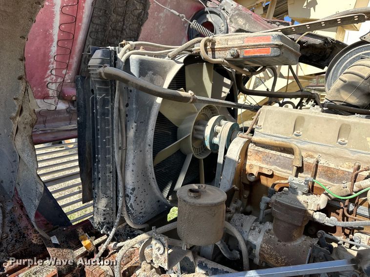 image for item OE9183 1989 Ford L900 dump truck