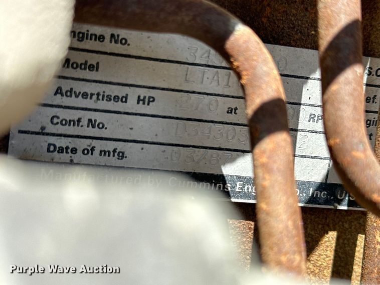 image for item OE9183 1989 Ford L900 dump truck