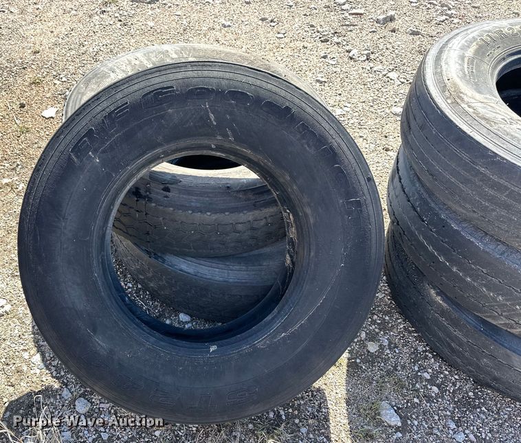 image for item OE9183 1989 Ford L900 dump truck